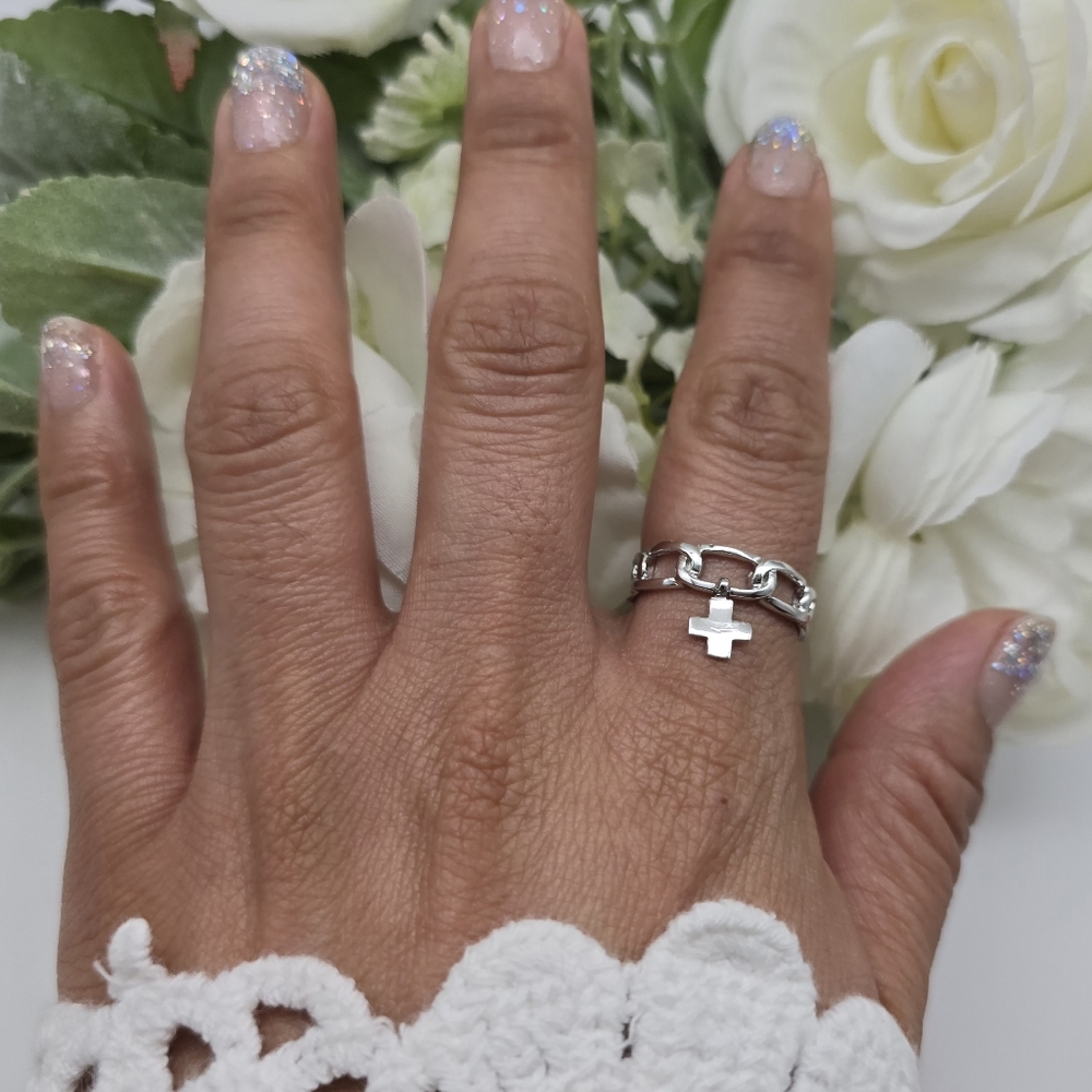 🥰 CHARMING CROSS RING - Picture 2 of 7